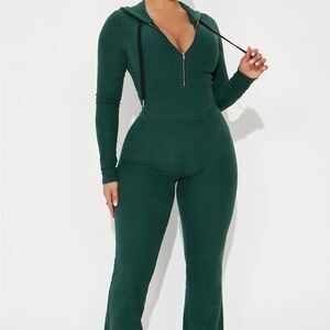 Fashion Nova Deep Green Zip-Up Matching Set